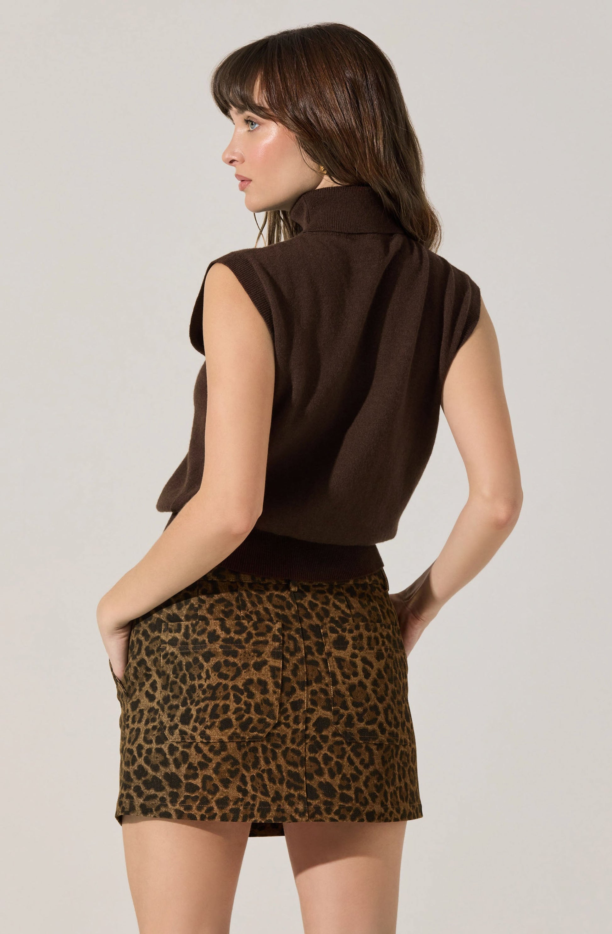Avah Sleeveless Turtleneck Sweater